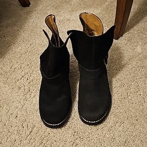 Red Camel Ocala Black Suede Boots sz 8M 2.5" heel